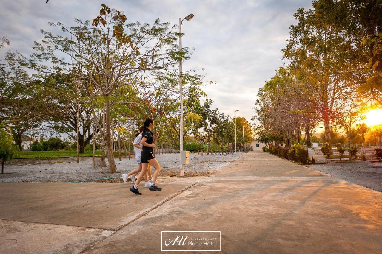 Au Place Hotel Loei Exterior photo