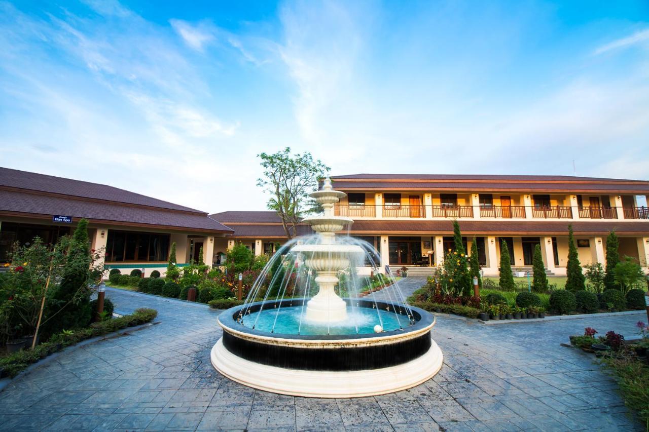 Au Place Hotel Loei Exterior photo